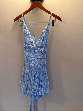 L Love Pale tank top